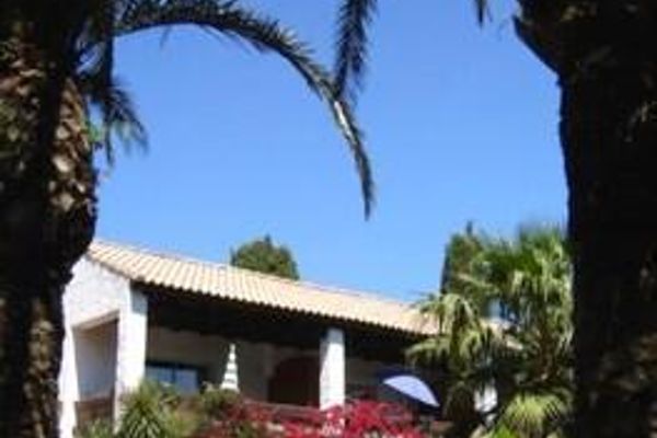 Hotel Relais De Bravone (Linguizzetta)